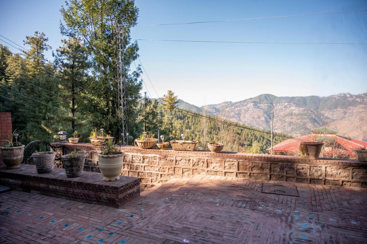 Sarah'S Lodge Murree Exterior foto